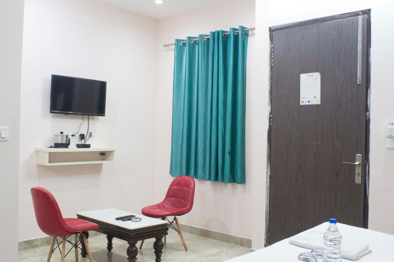 Jsb Hotel Faridabad Extérieur photo
